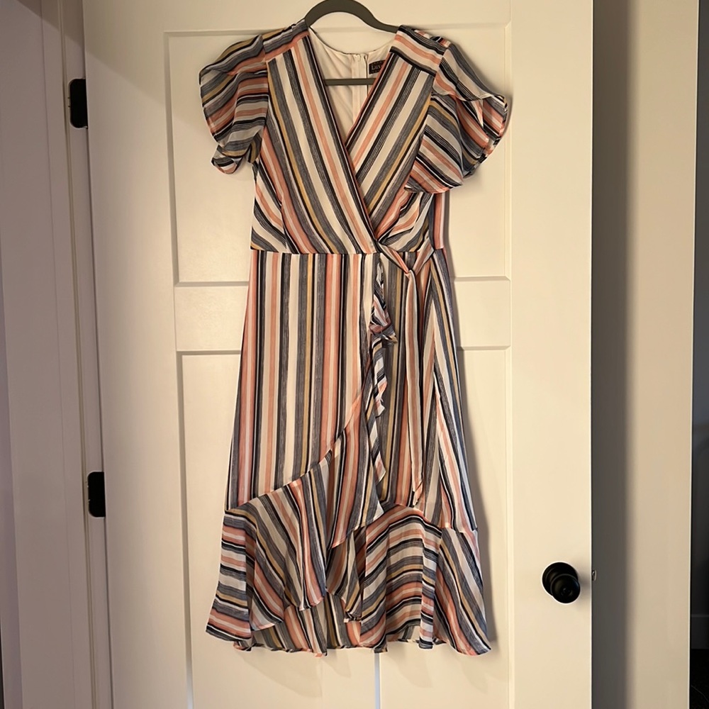 Luxology Ruffle Midi Dress
